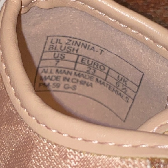 Michael Kors girls shoes - Picture 6 of 6